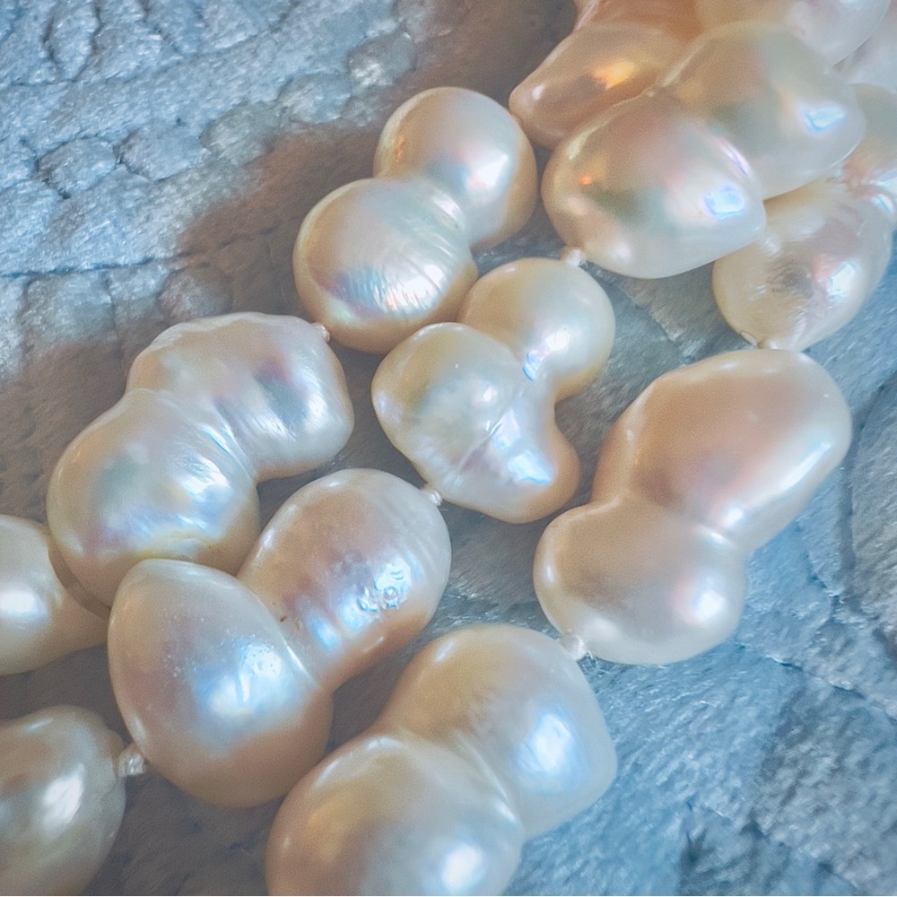 AUTHENTIC Long White Freshwater Pearl Rope Necklace 47” 1.5-2.5cm NWT - Picture 8 of 11